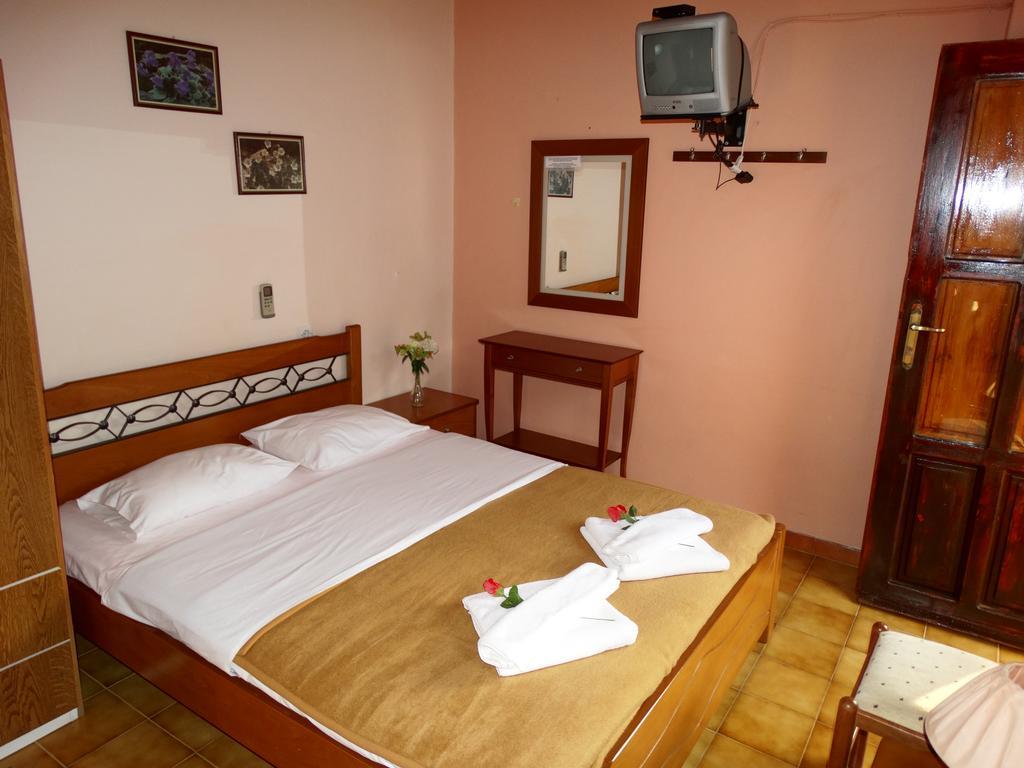Akrotainaritis Rooms Yerolimin Værelse billede